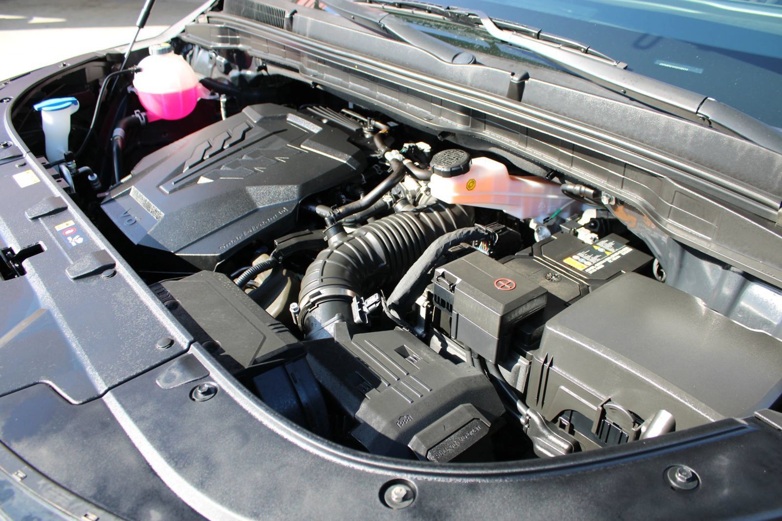 Used 2025 Kia Carnival FWD image 31