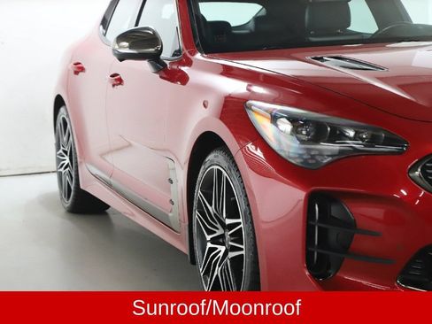 Used 2023 Kia Stinger GT2 AWD/4WD image 10