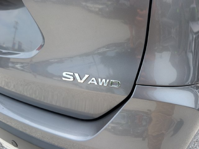 Used 2020 Nissan Rogue SV AWD/4WD image 10
