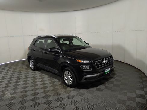 Used 2020 Hyundai Venue SEL w/ Convenience Package FWD image 14