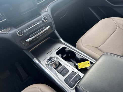 Used 2020 Ford Explorer Limited w/ Class III Trailer Tow Package image 30