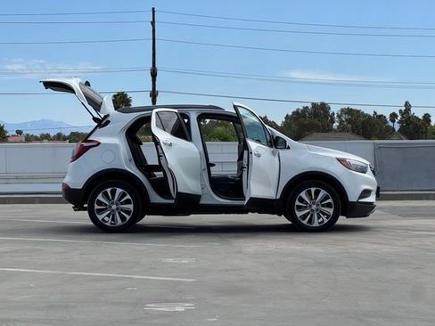 Used 2020 Buick Encore Preferred FWD image 30