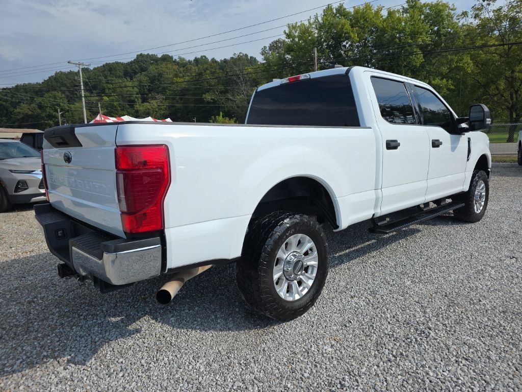 Used 2022 Ford F250 XLT AWD/4WD image 5