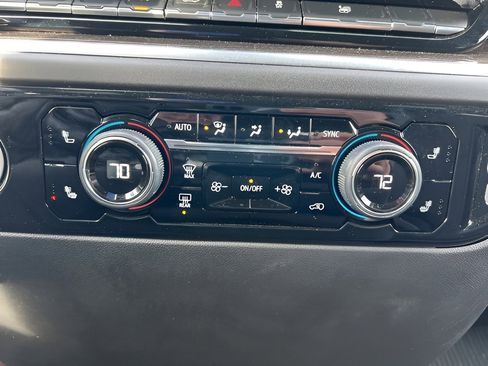 Used 2024 Chevrolet Silverado 1500 LT image 13