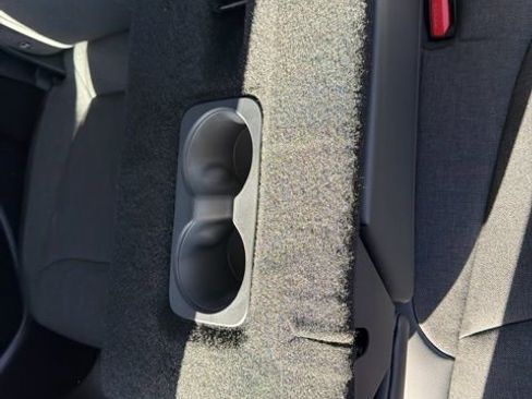 Used 2026 Tesla Model Y 2WD image 15