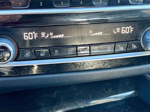 Used 2023 BMW 540i w/ M Sport Package image 21