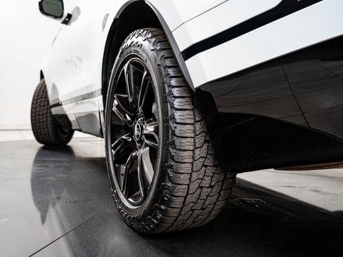 Used 2023 Land Rover Range Rover Velar R-Dynamic S image 49