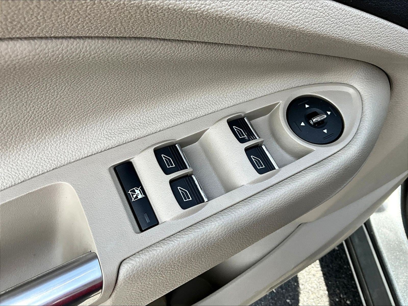 Used 2014 Ford Escape Titanium FWD image 35