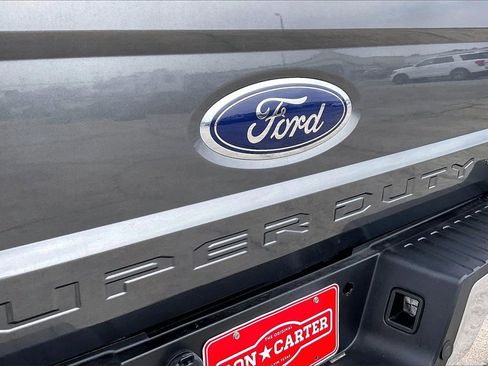 Used 2017 Ford F250 XLT w/ XLT Value Package image 27