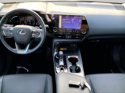 Used 2025 Lexus NX 250 FWD w/ Accessory Package (2T) image 15
