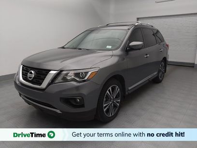 Used 2017 Nissan Pathfinder Platinum w/ Family Entertainment Package