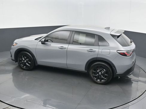 Certified 2025 Honda HR-V Sport image 15