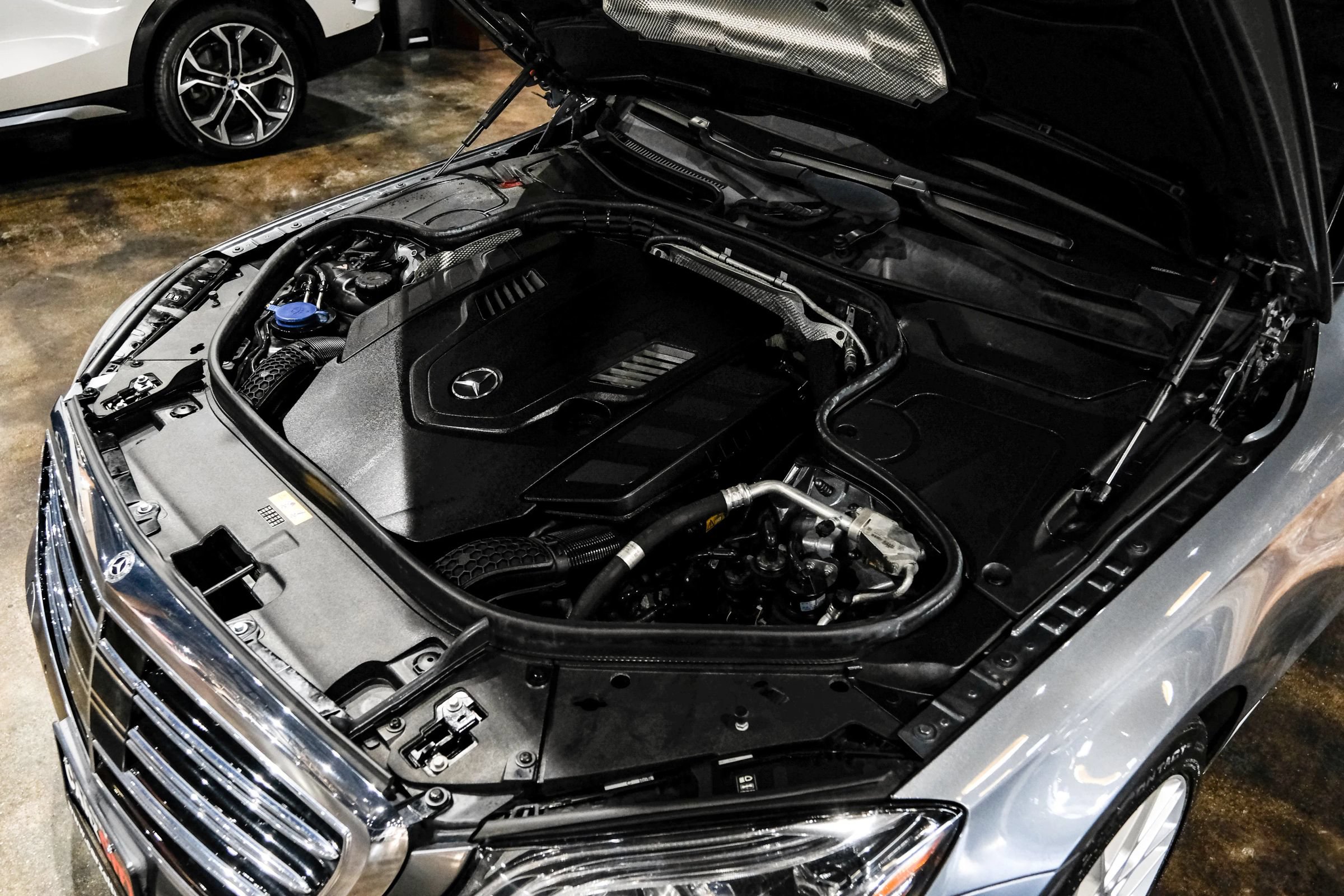 Used 2018 Mercedes-Benz S 560 4MATIC Sedan image 48