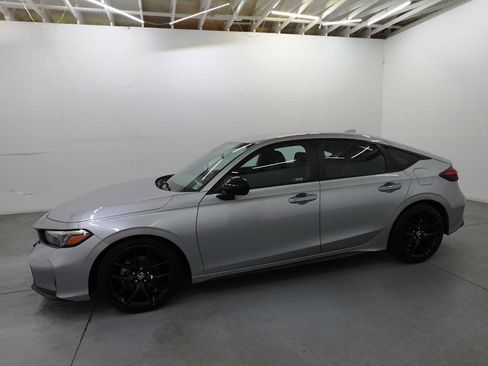 Used 2025 Honda Civic Sport image 8