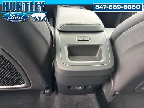 Used 2025 Volvo XC60 B5 Core AWD/4WD image 15