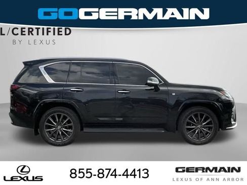 Used 2025 Lexus LX 700h F Sport image 9
