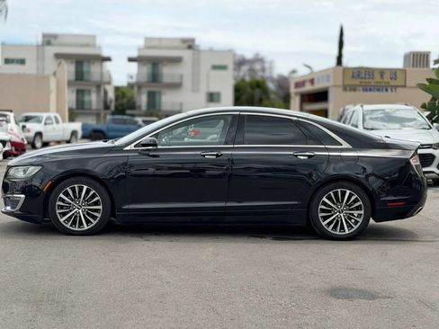 Used 2017 Lincoln MKZ Premiere FWD image 9
