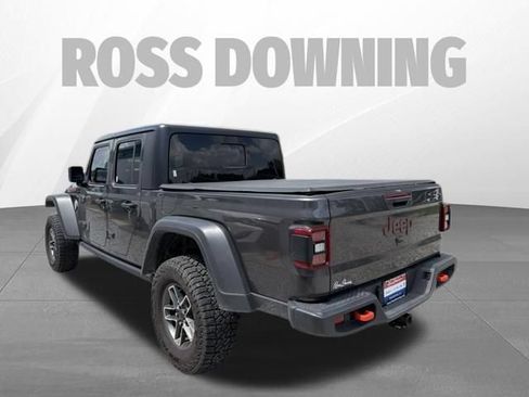 Used 2025 Jeep Gladiator Mojave w/ Convenience Group AWD/4WD image 6