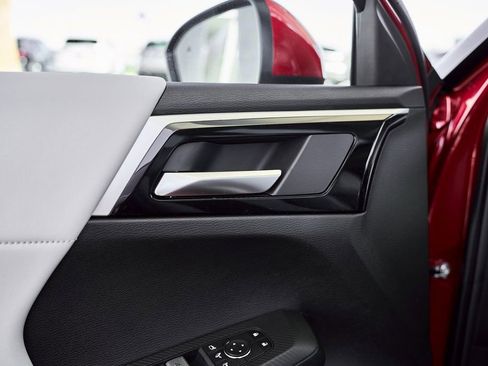 New 2026 Mitsubishi Outlander SE image 21