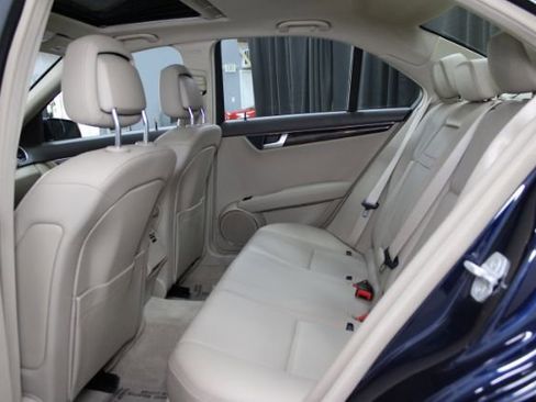 Used 2014 Mercedes-Benz C 300 4MATIC Sedan image 21