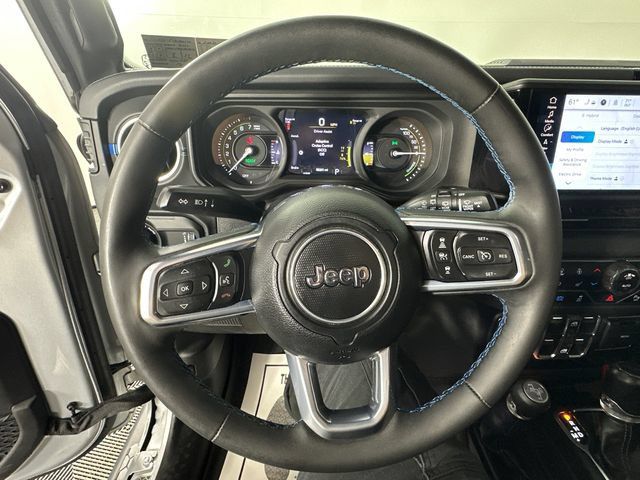 Used 2024 Jeep Wrangler High Altitude AWD/4WD image 17