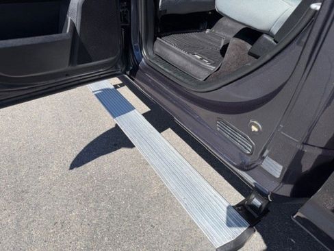 Used 2018 RAM 1500 Big Horn AWD/4WD image 8