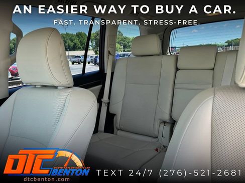 Used 2021 Lexus GX 460 Premium w/ Premium Package AWD/4WD image 11