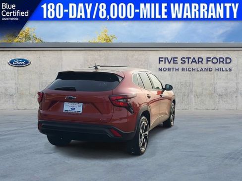 Used 2024 Chevrolet Trax RS FWD image 10