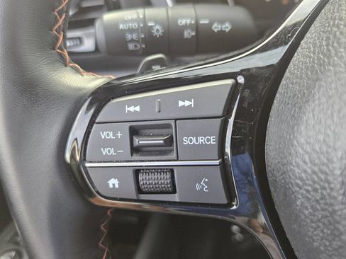 Certified 2025 Honda Pilot Sport image 24