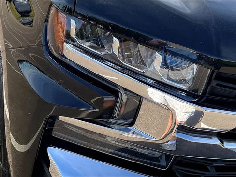 Used 2019 Chevrolet Silverado 1500 LT w/ All-Star Edition image 28