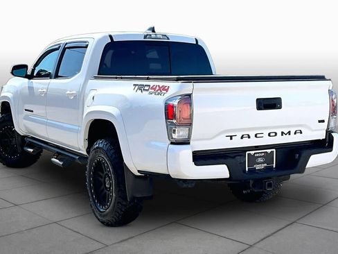Used 2021 Toyota Tacoma TRD Sport AWD/4WD image 12