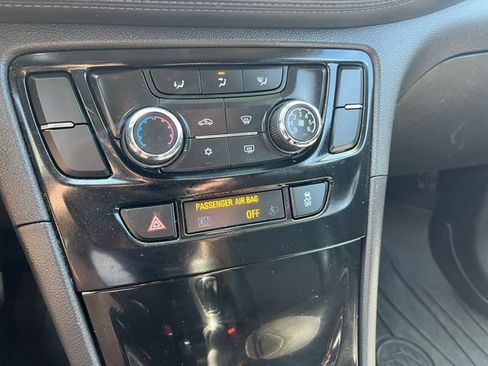 Used 2020 Buick Encore Preferred w/ Safety Package image 23