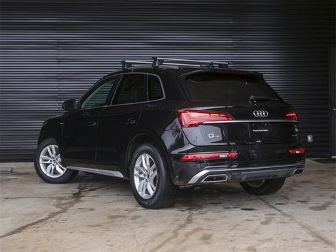 Used 2022 Audi Q5 2.0T Premium image 3