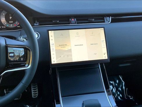 New 2026 Land Rover Range Rover Evoque Dynamic SE image 8