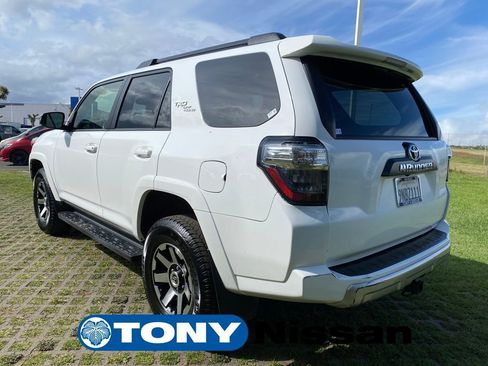 Used 2024 Toyota 4Runner TRD Off-Road Premium image 5
