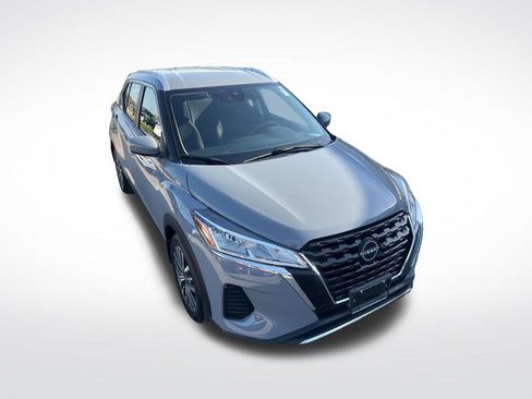 Used 2023 Nissan Kicks SV image 38