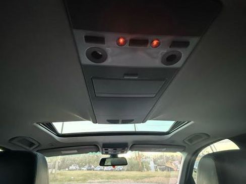 Used 2005 BMW 745Li image 19