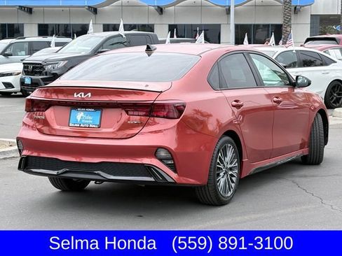 Used 2023 Kia Forte GT-Line w/ GT-Line Premium Package FWD image 5