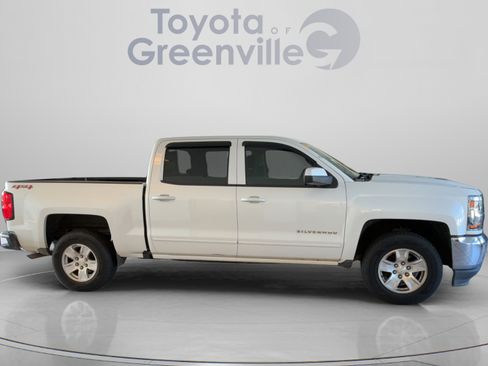 Used 2017 Chevrolet Silverado 1500 LT w/ All Star Edition AWD/4WD image 7
