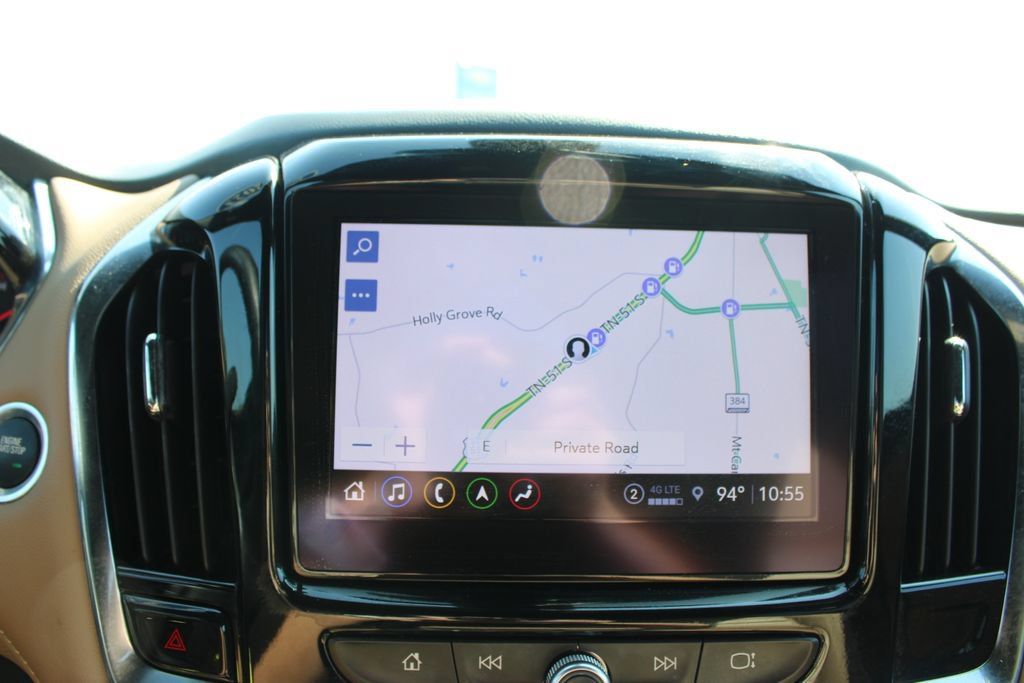 Used 2023 Chevrolet Traverse Premier FWD image 59
