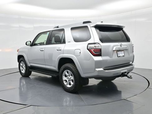 Used 2021 Toyota 4Runner SR5 image 5