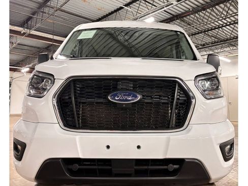 Used 2023 Ford Transit 350 XLT image 3