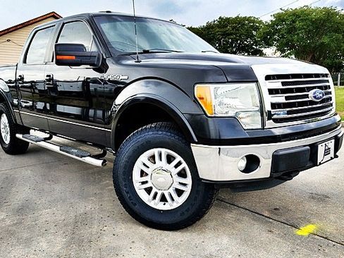 Used 2013 Ford F150 Lariat w/ Mid Equipment Group AWD/4WD image 2