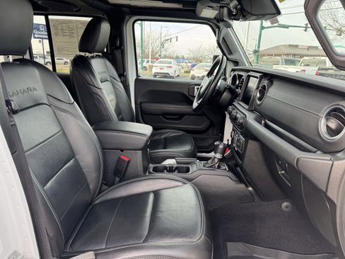 Used 2021 Jeep Wrangler Unlimited Sahara w/ Cold Weather Group image 37