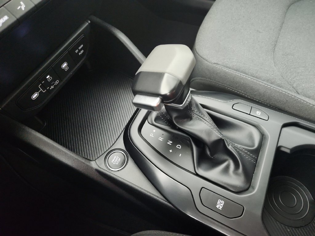 Used 2025 Kia K4 FWD image 30
