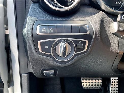 Used 2018 Mercedes-Benz C 300 4MATIC Sedan image 31