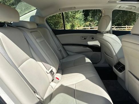 Used 2014 Acura RLX w/ Technology Package FWD image 22