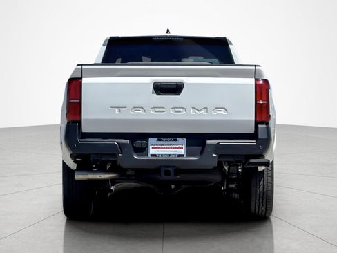 Used 2025 Toyota Tacoma SR w/ SR Upgrade Package RWD image 4