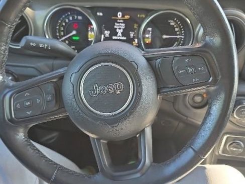 Used 2023 Jeep Wrangler Unlimited w/ Cold Weather Group AWD/4WD image 15