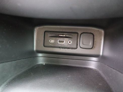 Used 2024 Chevrolet Equinox LT image 24